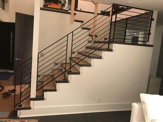 Flat bar interior railing