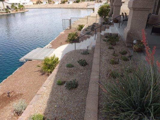 Retaining Walls with Planter