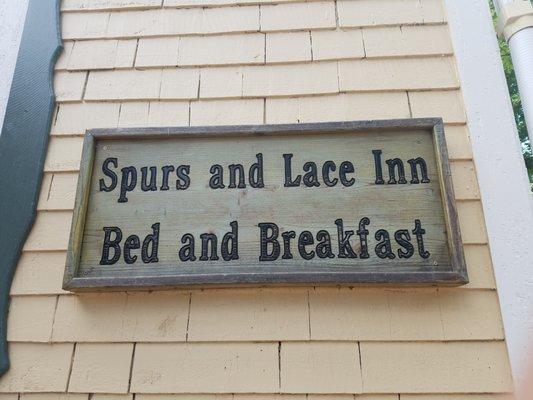 Spurs N Lace Inn