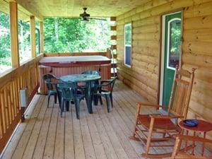 Front Porch w/ Hot Tub