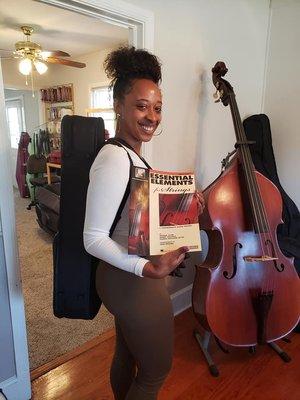 Former orchestra student coming in as an adult to rent an instrument.