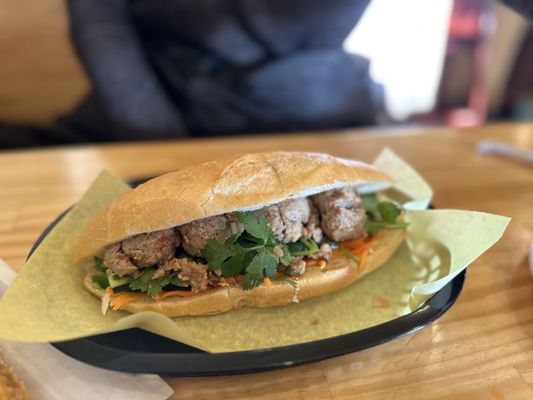 Banh mi xui mai