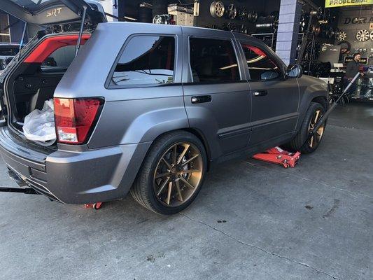 2007 Jeep SRT On 22" 3pcs