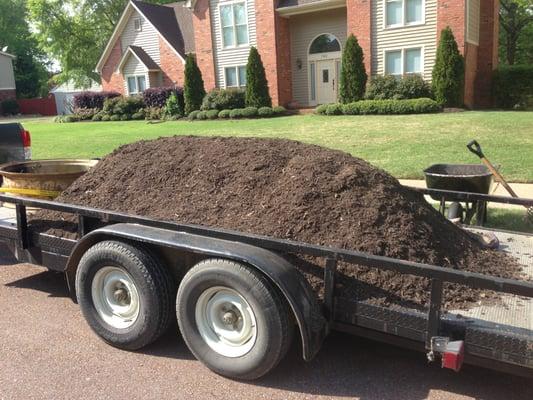 3 yards of mulch