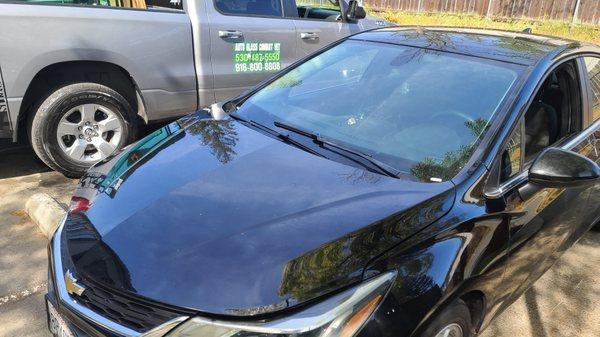 Chevy Cruze new windshield replacement.