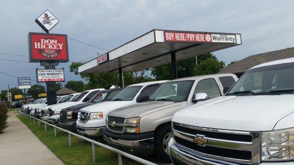 Curb side at Don Hickey Used Cars & Trucks