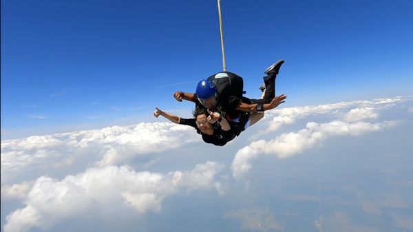 Skydive Chicago Airport (8N2)