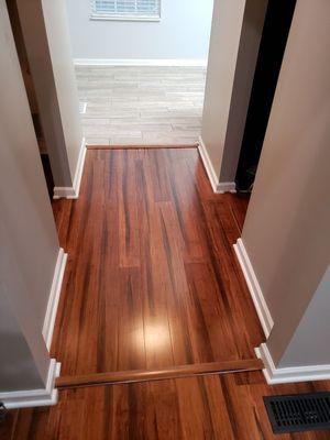 Bamboo floating floor with trim install