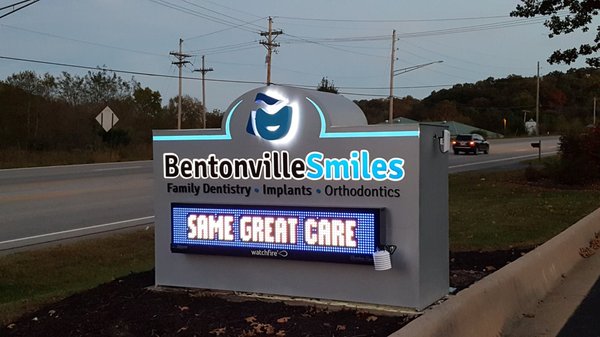 Monument Sign with Digital Display for Bentonville Smiles in Bentonville, AR