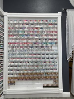 Gel nail polish center