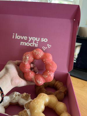 Pinku Mochi Donut Cafe