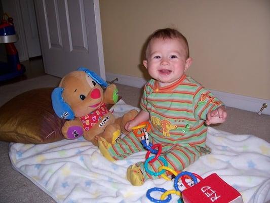 Nephew Modelling pj's purchased at Cha Cha Cha-word on the street is that he likes to grab the animals on the feet