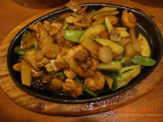 Sizzlinf 3 Flavor with Vegetables