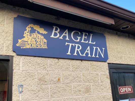 bagel train