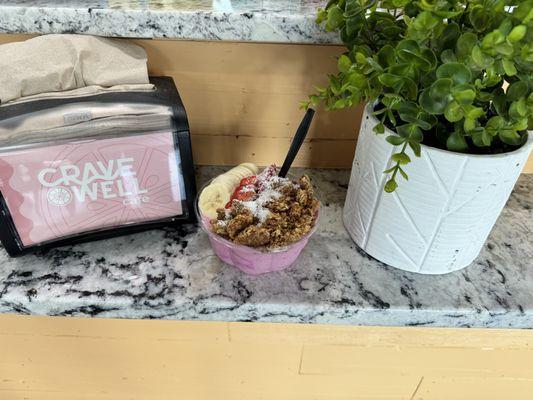 Try our PINK PASSION smoothie bowl!