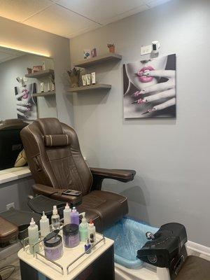 Pedicure room