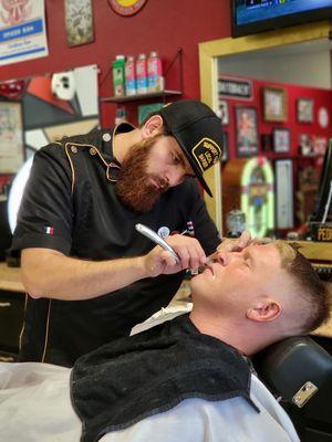 Hot towel straight razor shave by Pedro Marquez