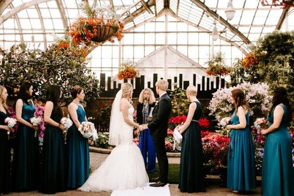 Danielle & Richard (From Sweden) married at Lincoln Park Conservatory.