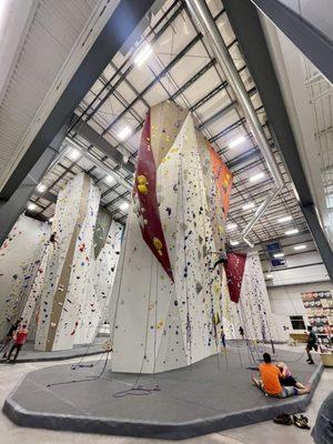 Another climbing wall - Extremely high!