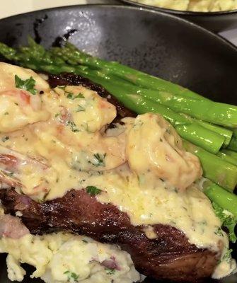 Steak and Asparagus creamy shrimp