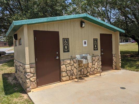 People rest rooms at Optimist Dog Park