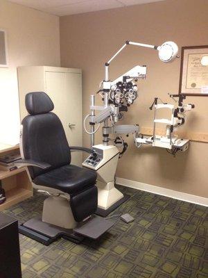 For an eye exam in Mentor Ohio call Dr. Karl Stoler & Associates.