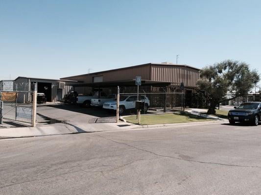 4800 Sq Ft building with Office for Lease