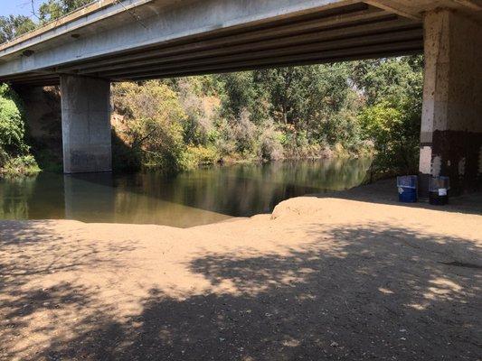 The river at the Mackville crossing