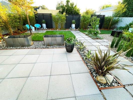 We loved creating destinations in this garden!!!