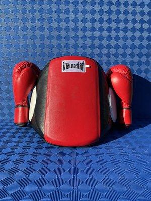 Belly Guard, 16oz Boxing Gloves