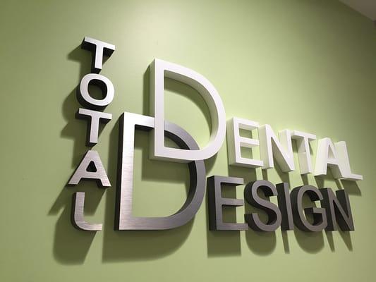 TOTAL DENTAL DESIGN