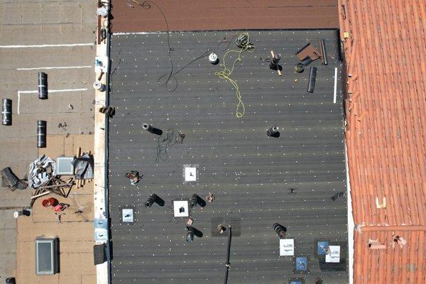 Flat roof installation commercial and residential