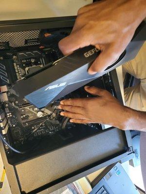 Installing graphic card in custom desktop PC