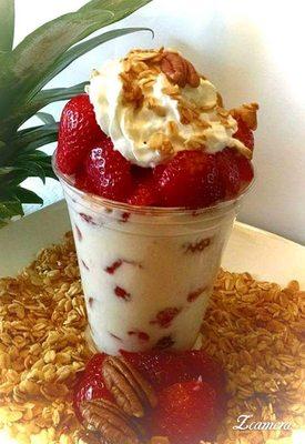 Free as con Crema  Strawberries & Cream