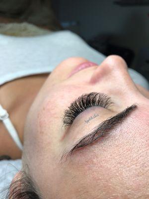 Volume lashes