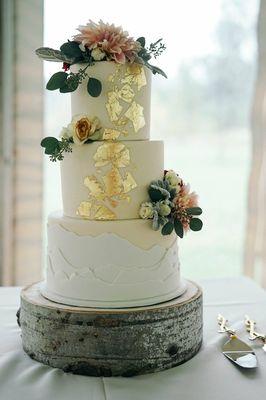 Mountain Wedding Cake