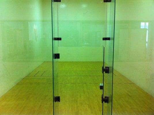 Racquetball court