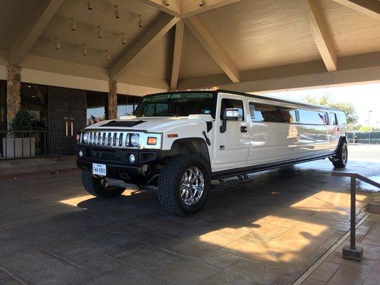 B&B Platinum Limo. We have white Hummer H2 20-passenger super stretch limos. Call us at 1-432-528-5999.