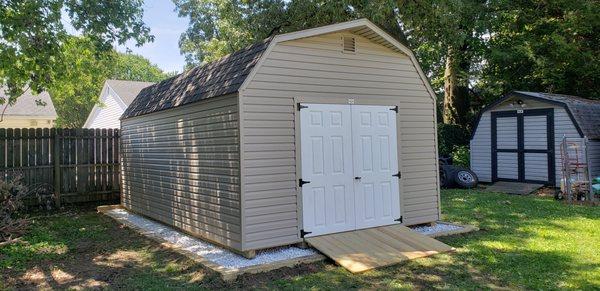 12x20 Big Barn with Tan vinyl siding