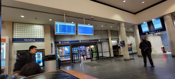 Train Information Monitor