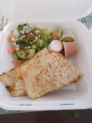 Chicken quesadillas (food truck in parking lot)