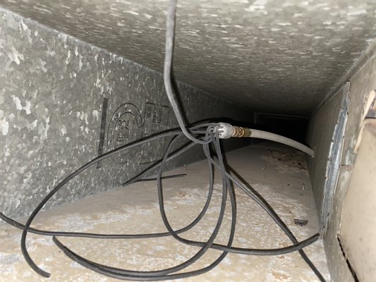 Air Whips and Negative Air Machine Air Duct Cleaning Method