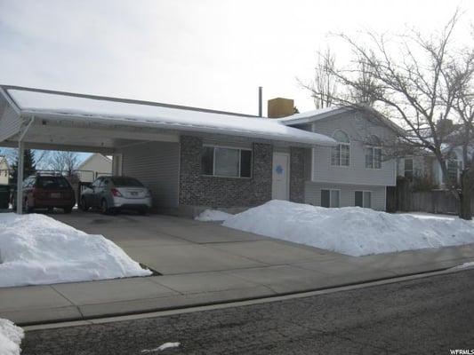 Closed on this cute home in West Jordan, Ut. Thank you Luis Almanza for your trust!