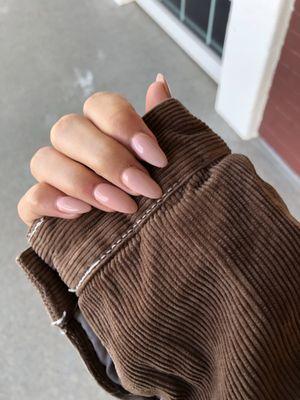 almond Acrylic Gel in shade 088 surf tan