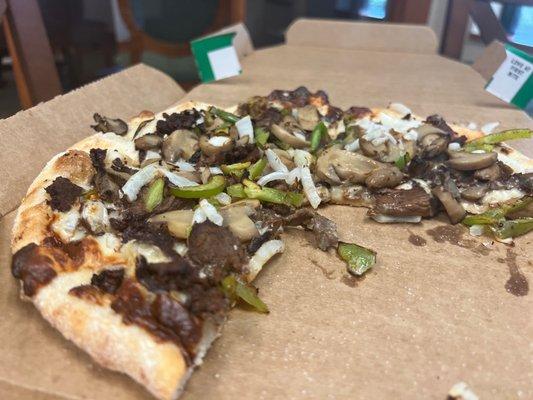 Philly cheesesteak pizza