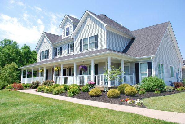 Pillow & Paddock Bed and Breakfast front porch