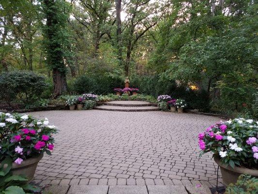 Patio behind Wayside Chapel