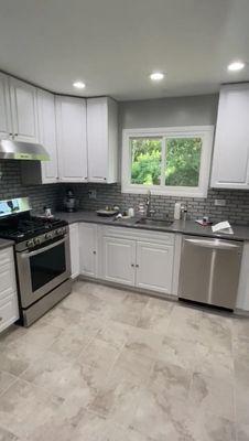 Kitchen Remodel completed 2021 in Elk Grove, IL