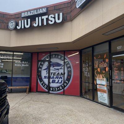 Team Shark  BJJ