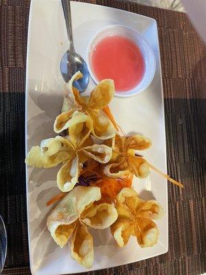 Crab Rangoon